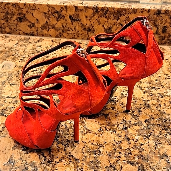 Beautiful & sexy Red Giuseppe Zanotti high heels. Size 37. EU. - Picture 6 of 10